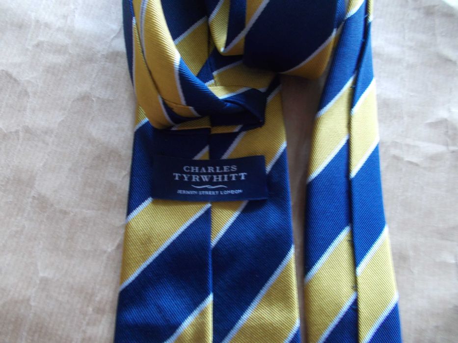 CHARLES TYRWHITT Premium  Krawat Nowy Jedwab  UK
