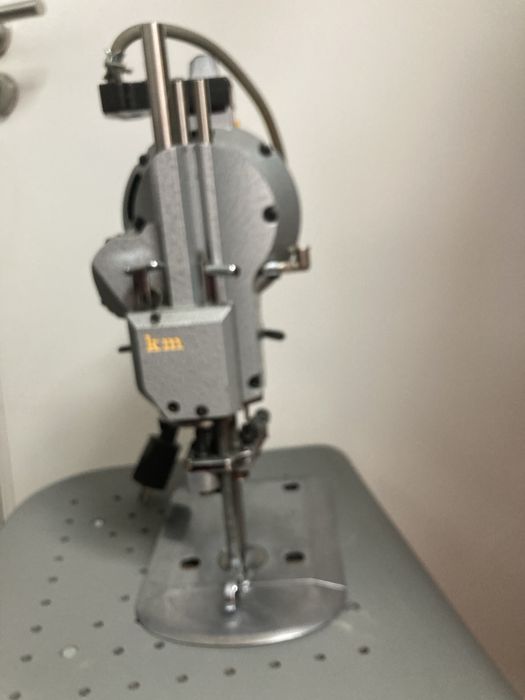 Máquina de corte industrial