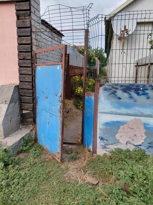 Продам 1/2 будинку з ділянкою 3,75 сотки у Світловодську