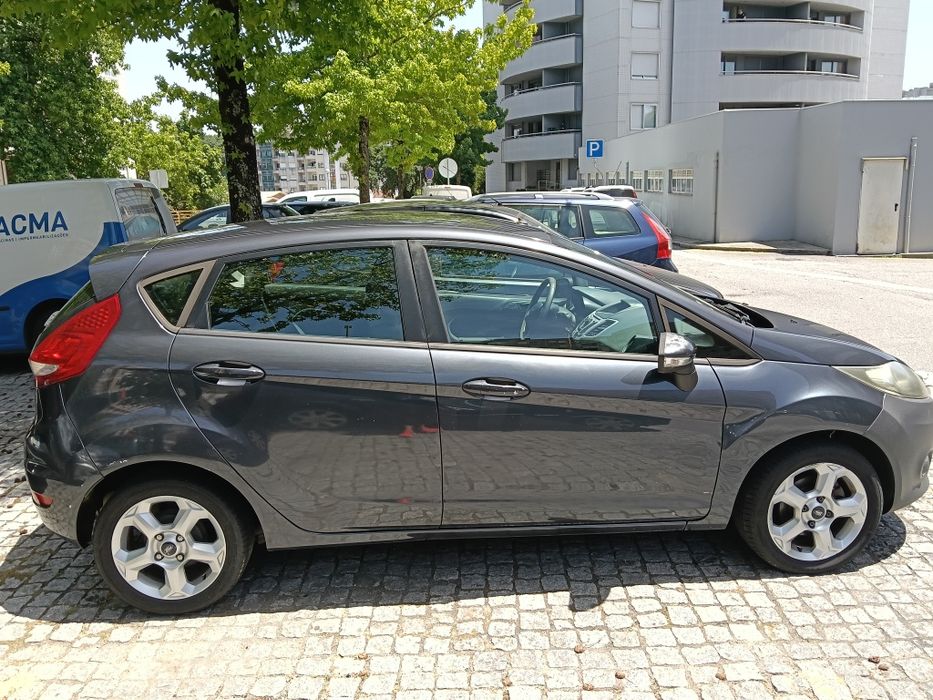 Ford fiesta 1.2 gasóleo