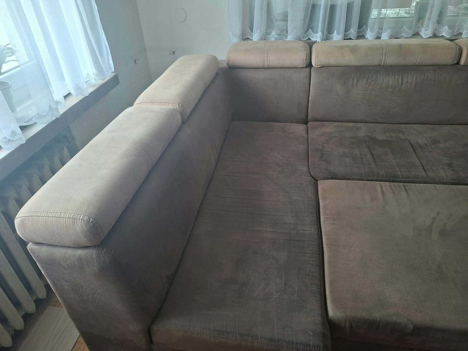 Narożnik z funkcją spania – 350 × 180 cm