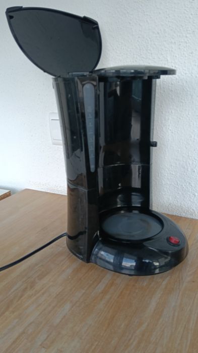 Máquina de Café de Filtro Ufesa Avantis Optima