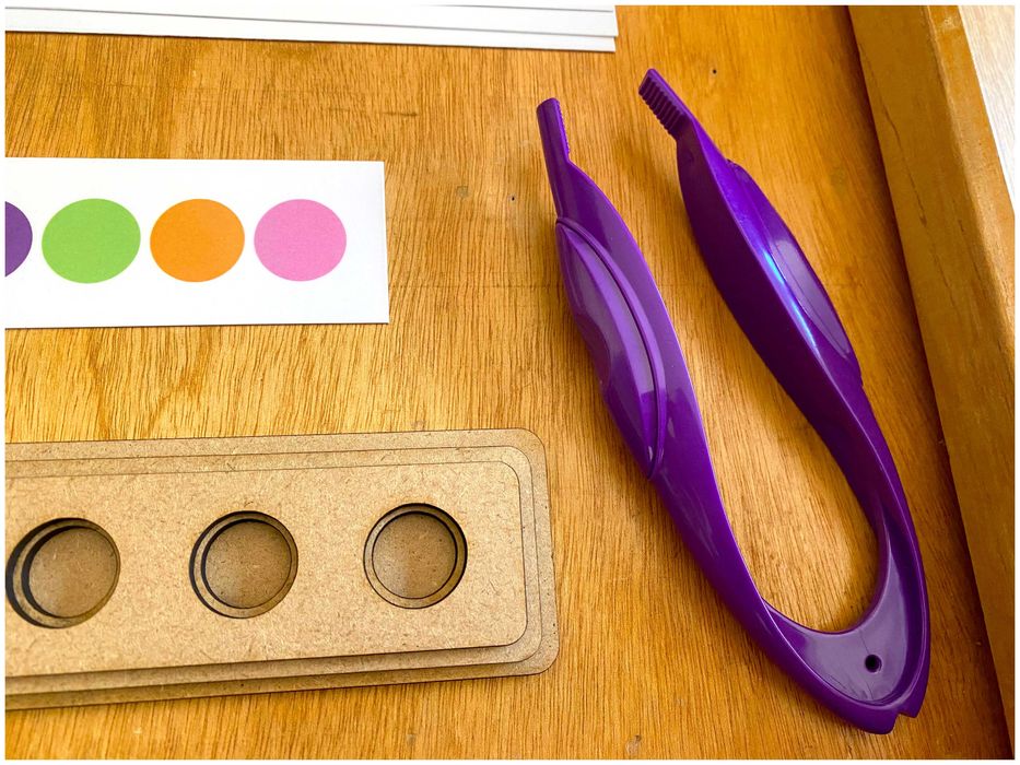 Jogo de madeira - Pompons