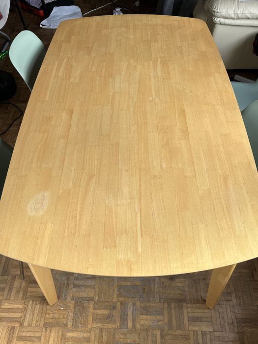 Mesa e cadeiras de jantar IKEA