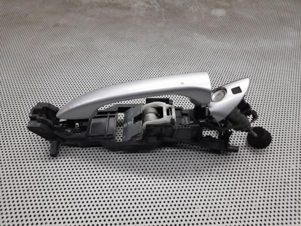 Puxador porta frente esquerda MERCEDES-BENZ CLK (C209)