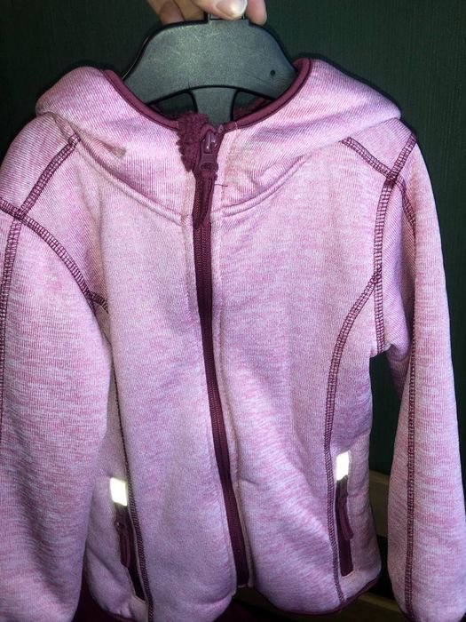 Тепла кофта на дівчинку 3-4 роки 104-110 см