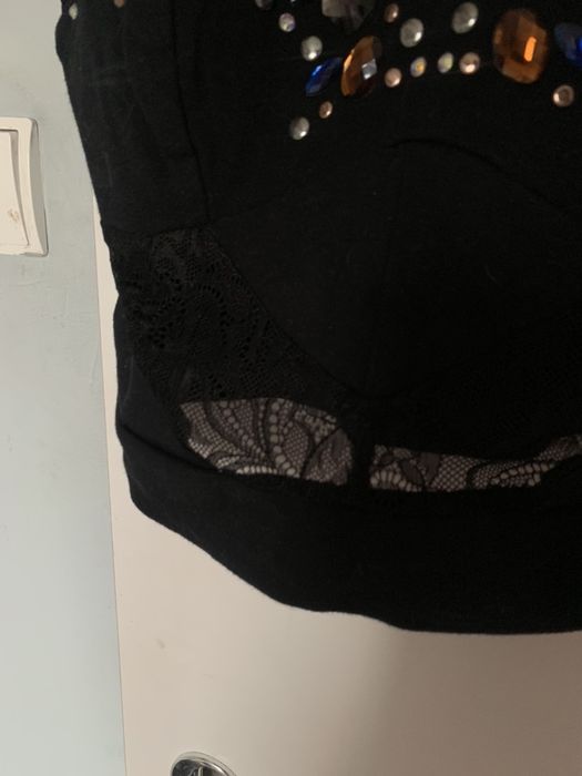 Czarny zdobiony bralette
