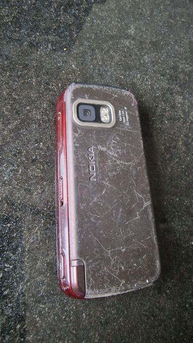 Nokia      5800  xm