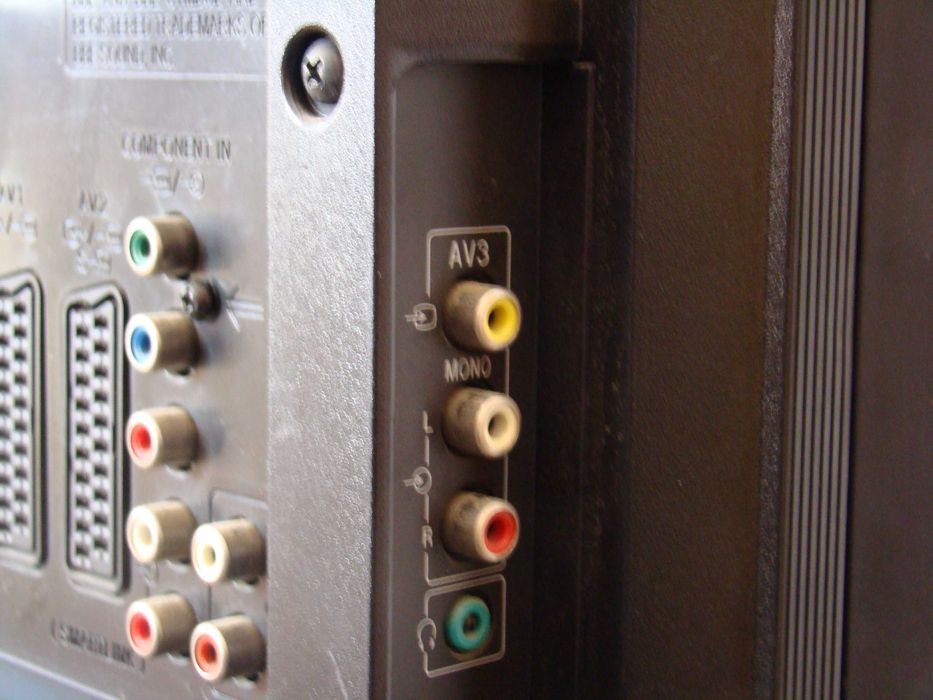 телевізор  SONY KDL-32S4000