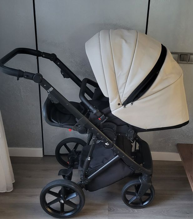 Коляска Angelina FIBI F-7, 2в1