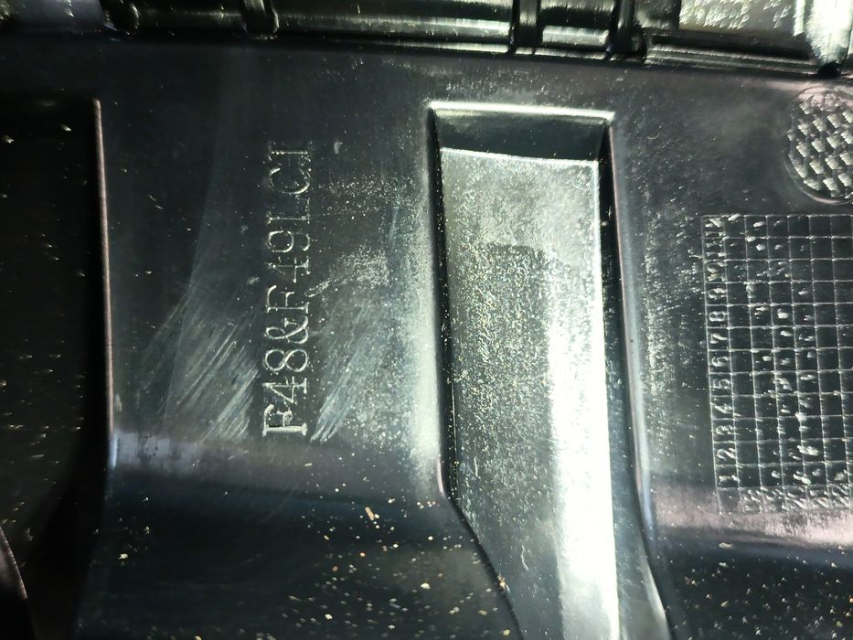 Grill atrapa chłodnic BMW X1 F48 Lift Idealny