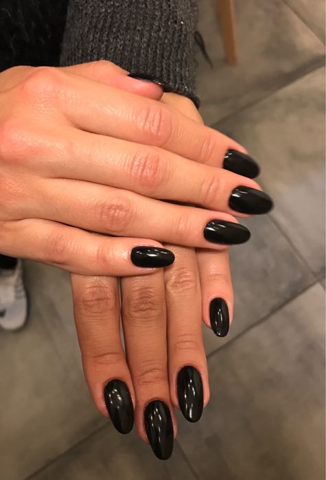 Pedicure manicure rzęsy brwi żele