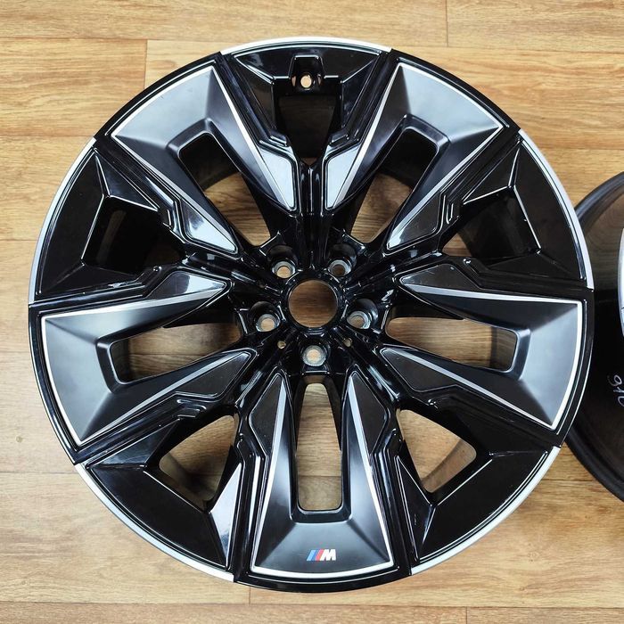 R21 9J/10.5J оригінал BMW 7 i7 G70 стиль 909M диски бмв