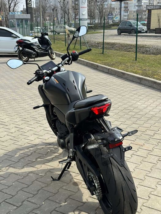 Yamaha MT-07 Y-AMT 2025
