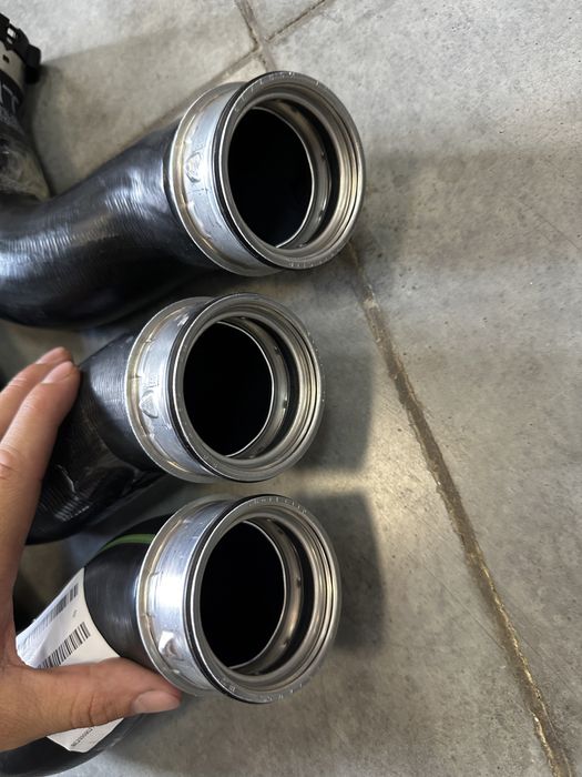 Патрубок шланг радіатора інтеркулера спрінтер Sprinter W907 OM642 319