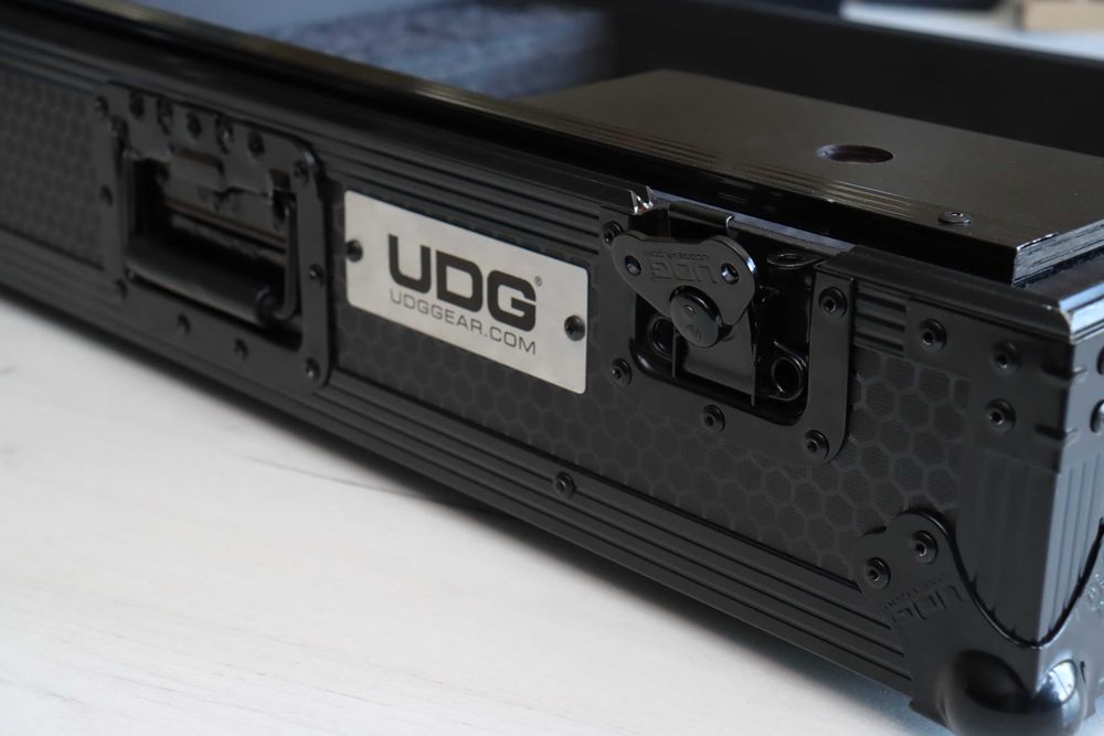UDG Flight Case Pioneer XDJ RX3