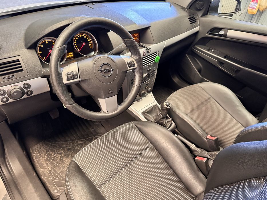 Opel Astra 1.3 cdti cosmos 5portas