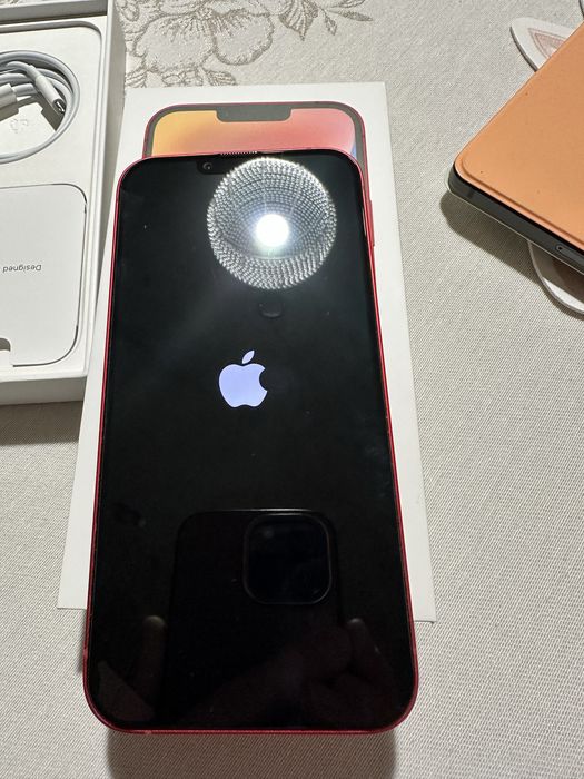 Iphone  14plus red
