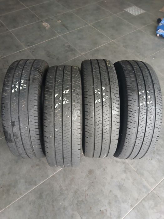 4 pneus 215 70 r15C continental