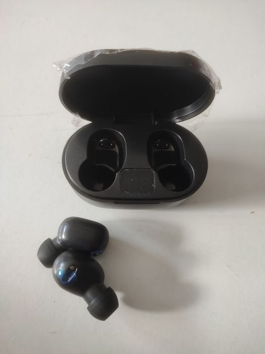 Fones sem fio + borrachas