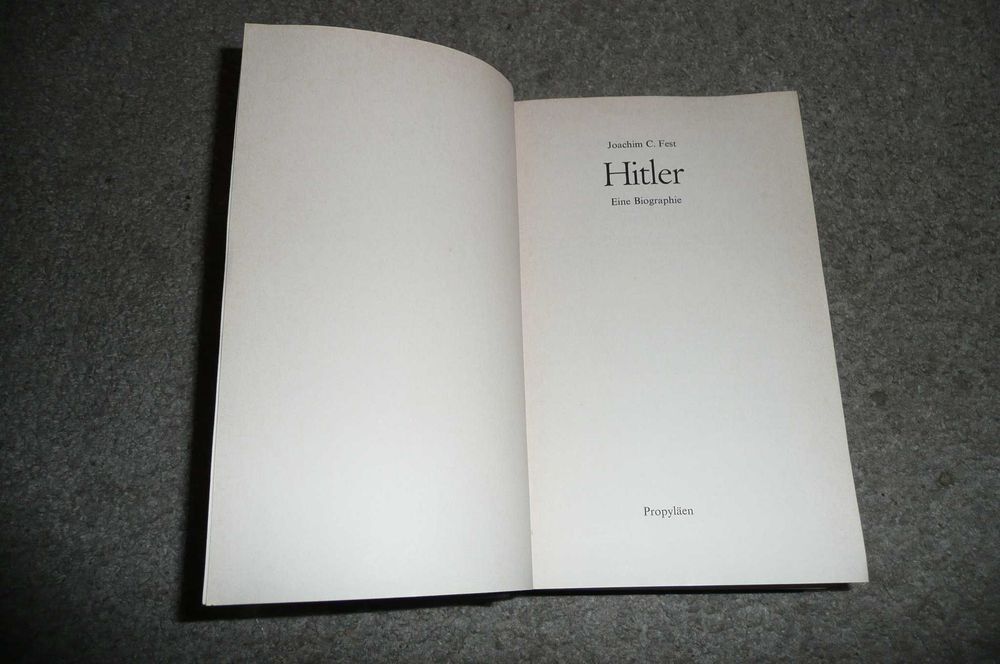 Hitler  Biografia