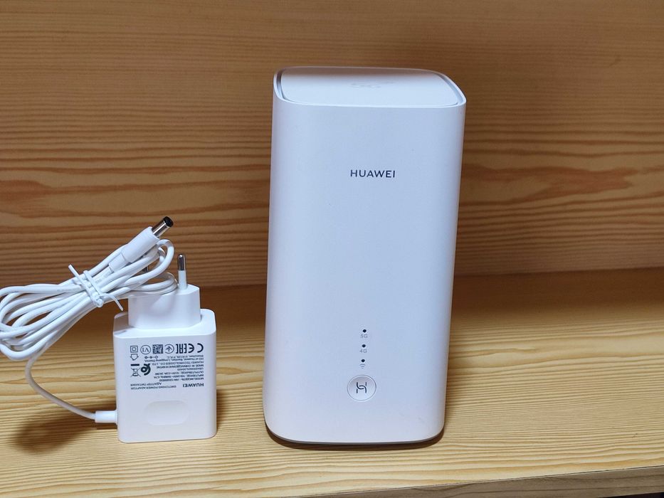 Huawei 5G H122-373 Wi-Fi 6 Plus Router SIM Desbloqueado