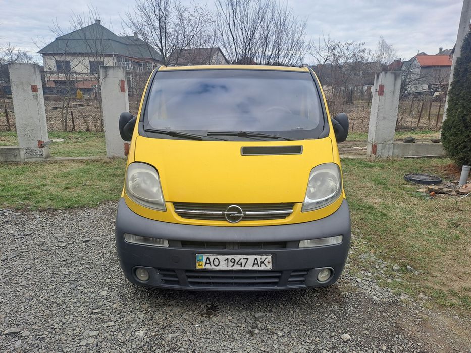 Опель віваро 1.9