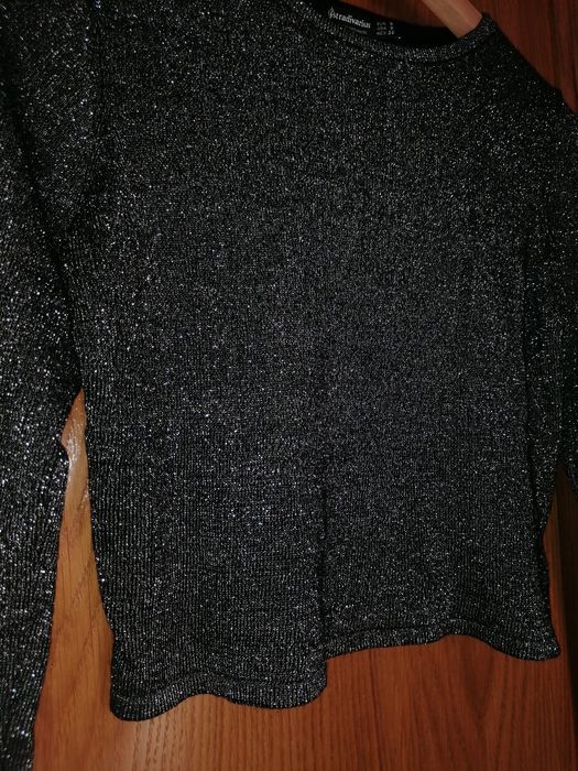 Camisola crop top preta brilhante