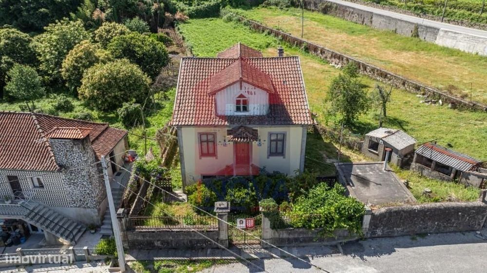 Moradia V7, Mós
