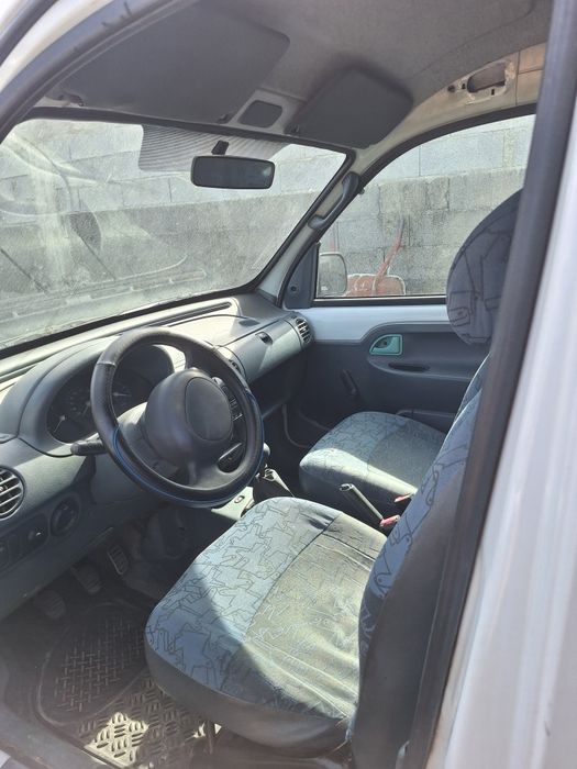 Viatura Renault Kangoo
