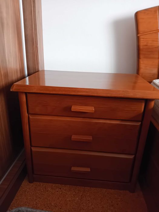 Mobília de quarto em cerejeira