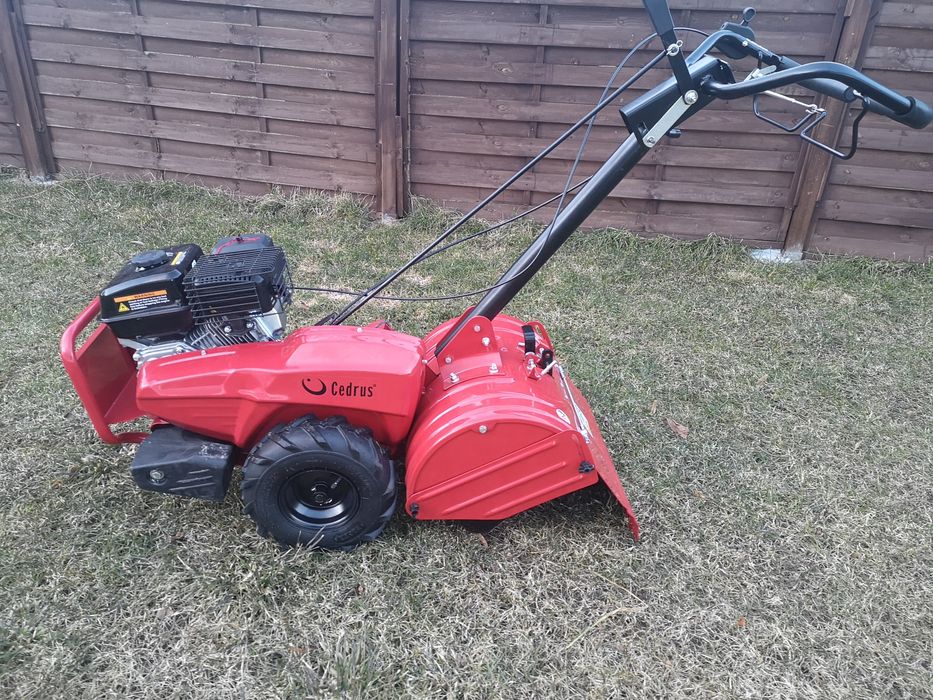 Glebogryzarka CEDRUS GL03PRO-LC