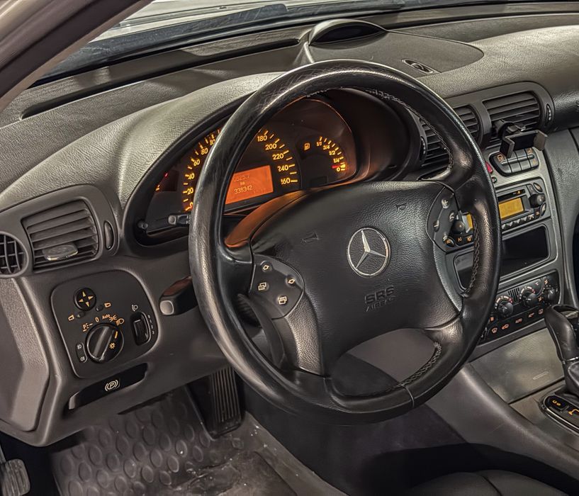 Mercedes-Benz C 220 — fotografia 8