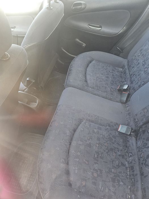 Peugeot 206 ano 2000