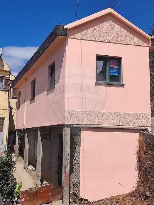 Moradia T2 para venda