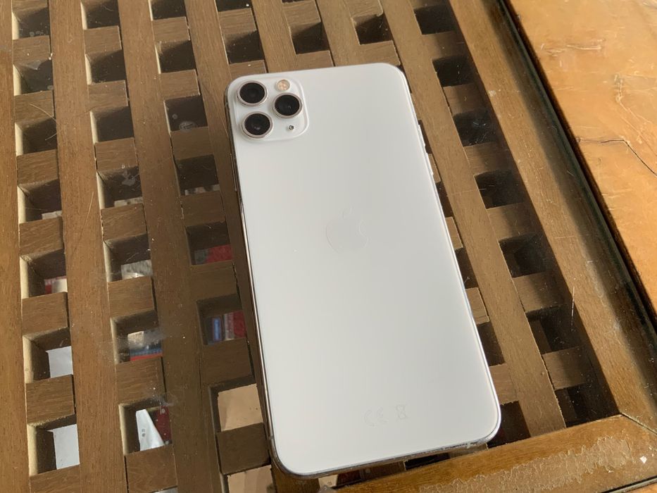 IPhone 11 Pro Max 512 GB com extras64283954456066121