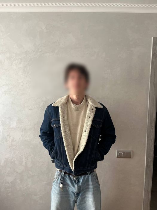 Куртка джинсова  Levis Premium Sherpa Tracker Jacket S