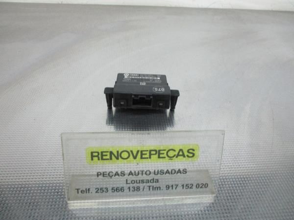 Módulo controlo de distância VOLKSWAGEN Passat (3C2)