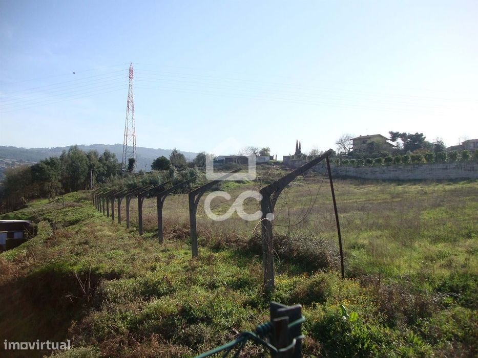 Terreno de construção em Sequeirô - Santo Tirso