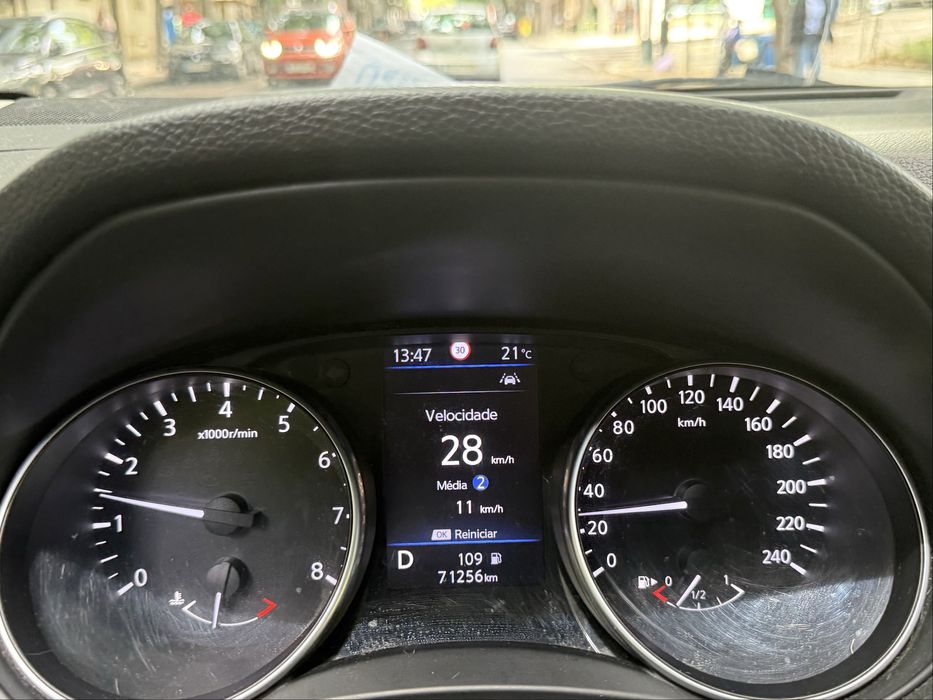 Nissan Qashqai 1.3 DIG-T 160cv | Teto Panorâmico |  Nacional | Ótimo  Estado | NEGOCIAVEL