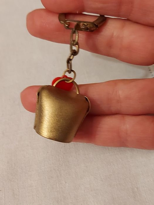 Porta Chaves Chocalho Suiço em Latão.