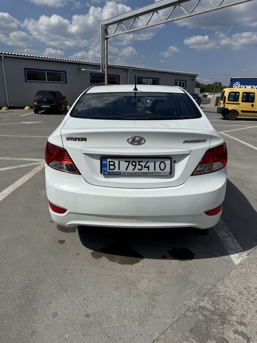 Продам Hyundai Accent(Хюндай Акцент) 2013