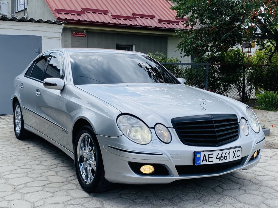 К вашему вниманию в породаже Mercedes Benz  надёжный конфортный w211 2003 года