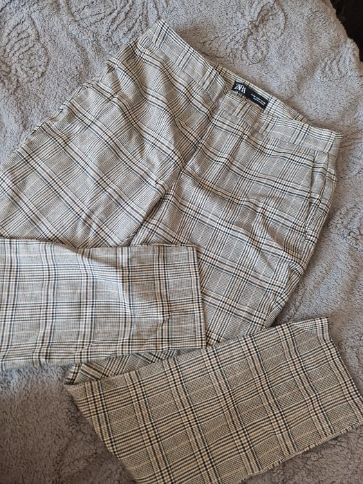 Штани і гольф жіночі