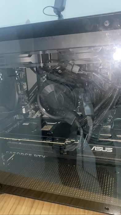 Pc gamer rtx 5070 + r5 7600