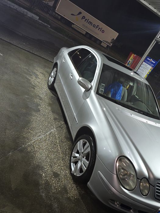 Mercedes-benz E220