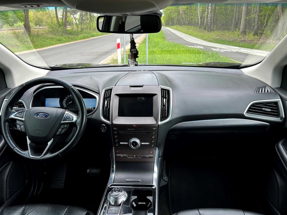 Ford Edge 2.0 253KM LPG Titanium Panorama dach Skóry Navi PDC Kamera 4x4