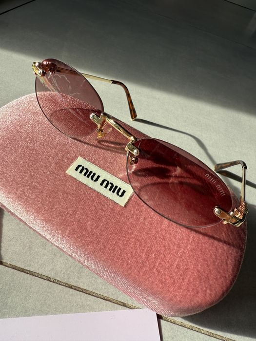 Жіночі сонцезахисні Окуляри MiuMiu нові