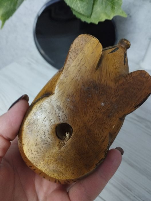 Резная деревянная фигурка ёжика