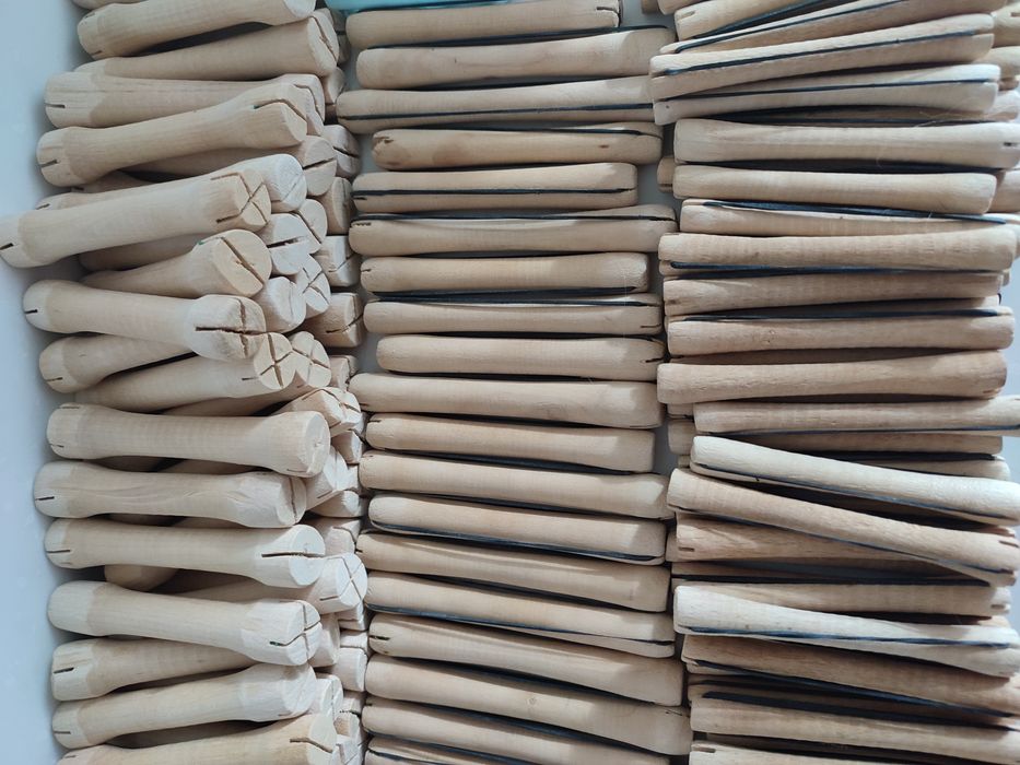 Коклюшки деревянные.